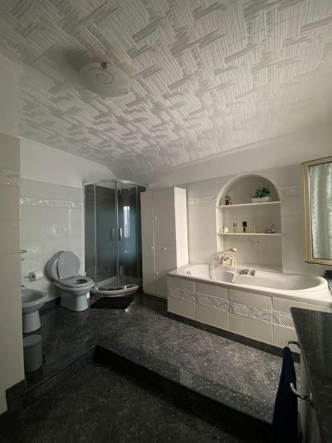 La Palma Di Rafe Apartamento Génova Exterior foto